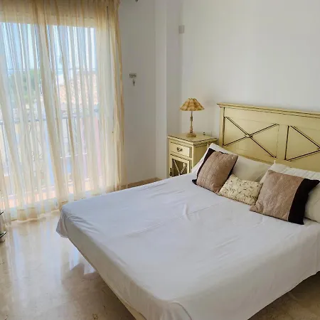 Beautiful Walking Distance To El Faro Villa Fuengirola